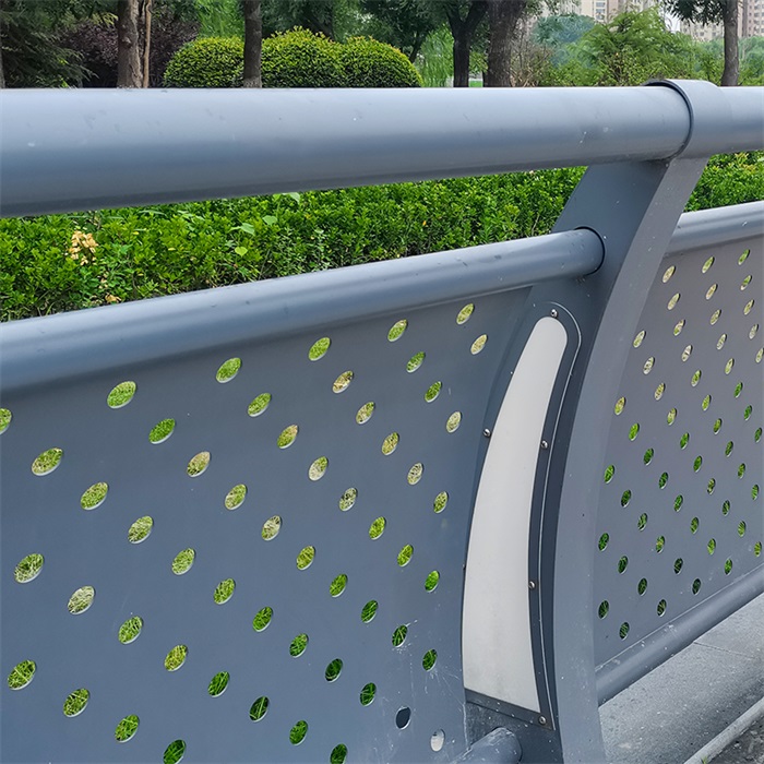 燈光（guāng）護欄